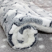 Soft Pet Bed Mat – Washable Reversible Crate Pad for Dogs & Cats, Fleece Blanket